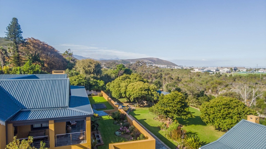 9 Bedroom Property for Sale in Onrus Western Cape
